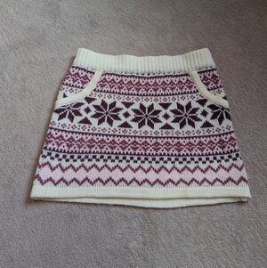 Grane Y2K Mini Sweater Skirt With Snowflakes (Size S)